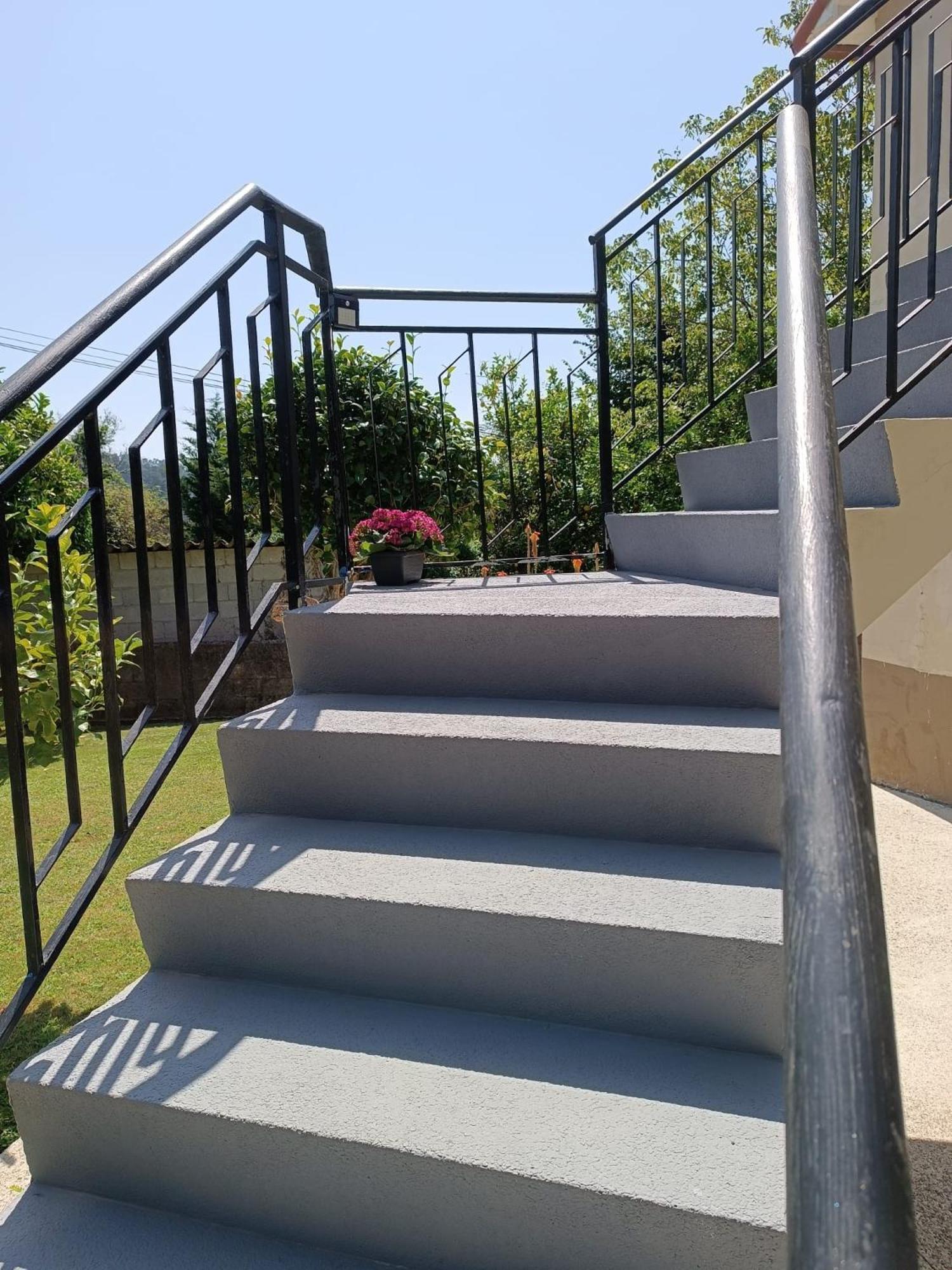Apartamento Casa en San Pantaleón Paderne Exterior foto